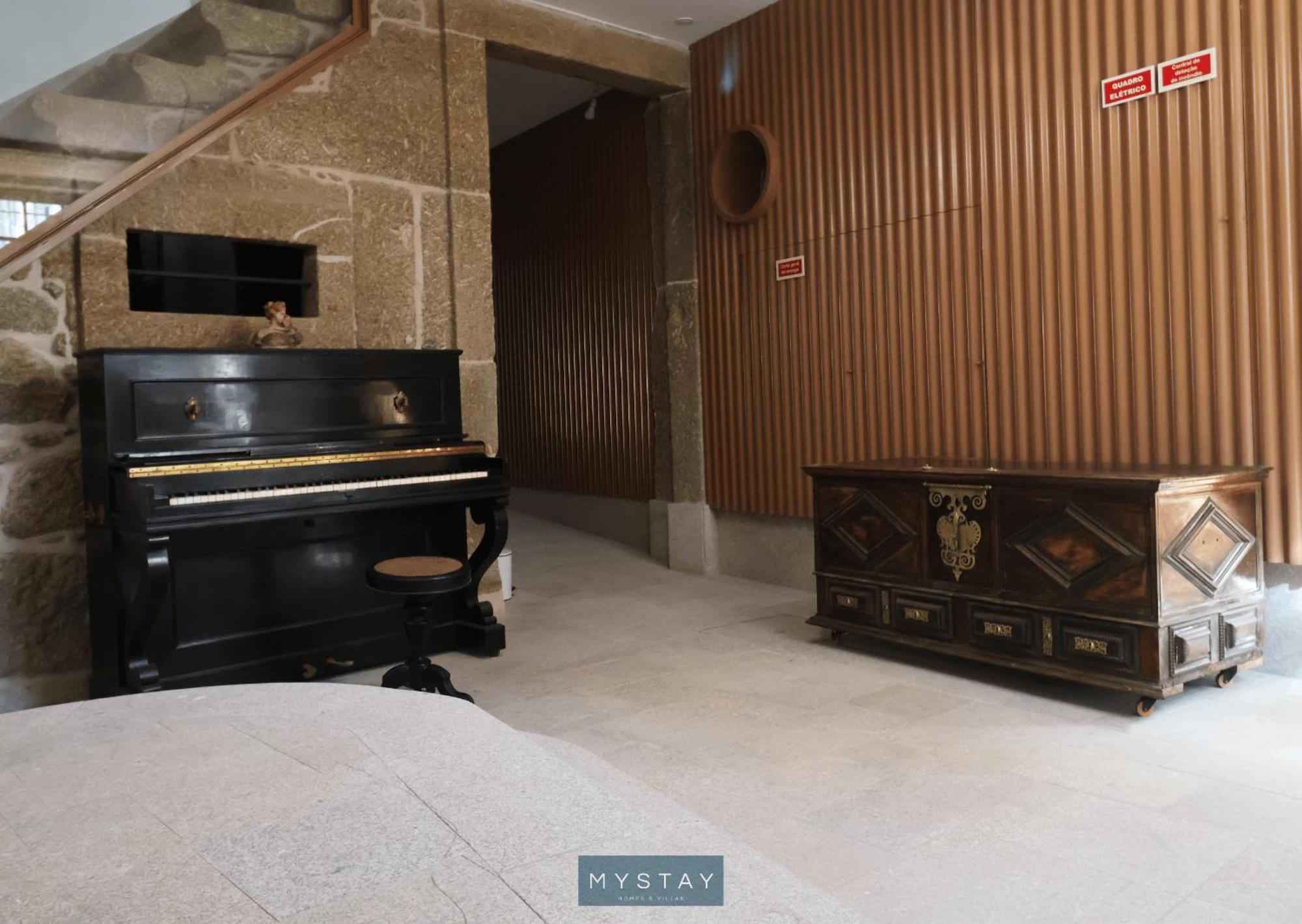 Mystay - Casa Matriz Sec XVI Penafiel Luaran gambar
